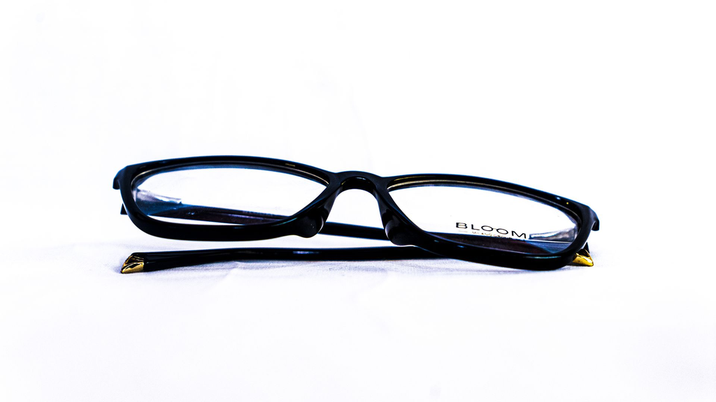 Lunette femme – Luxe Optique