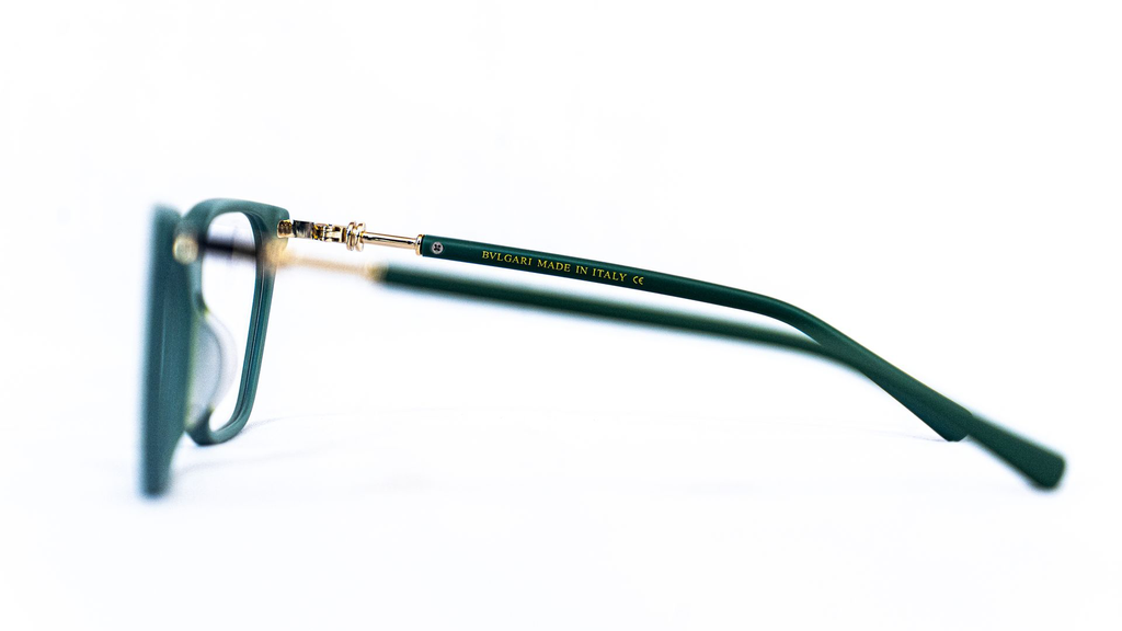 Monture tendance Bvlgari femme verte – Dakar après pont Fann