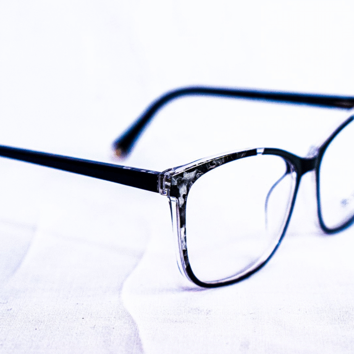 Lunette Bloom femme grise papillon – Luxe Optique Dakar