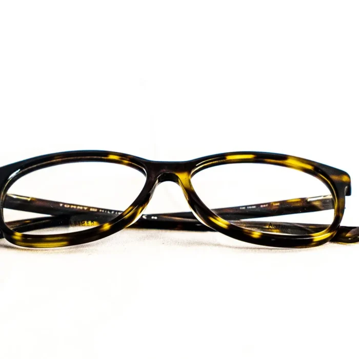 Monture homme luxe optique dakar - tommy hilfiger Monture homme luxe optique dakar - tommy hilfiger