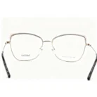 Lunette Dacchi exposée chez Luxe Optique Dakar.webp