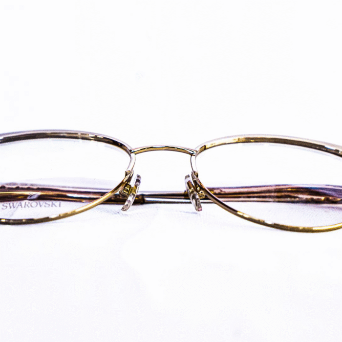 Lunette Swarovski métal doré – Opticien Dakar Lunette Swarovski métal doré – Opticien Dakar