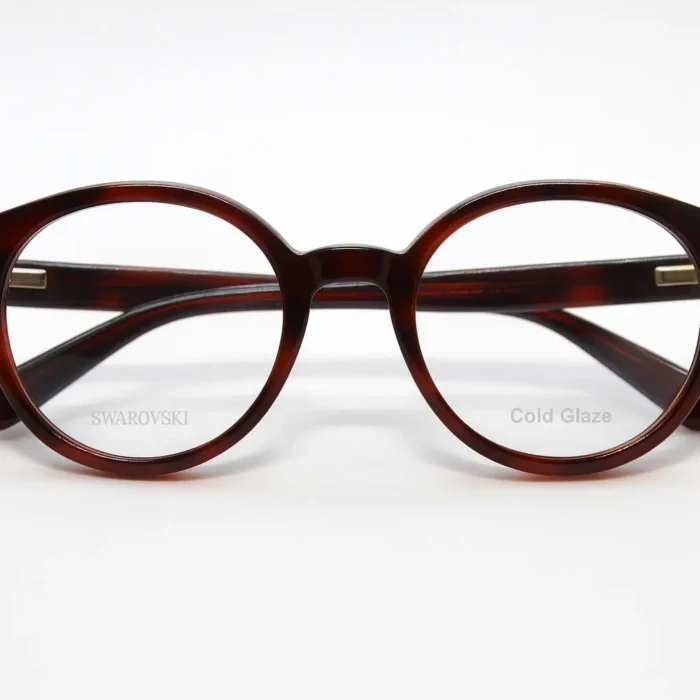 Lunette de vue Swarovski tendance – Showroom Luxe Optique.webp Lunette de vue Swarovski tendance – Showroom Luxe Optique.webp
