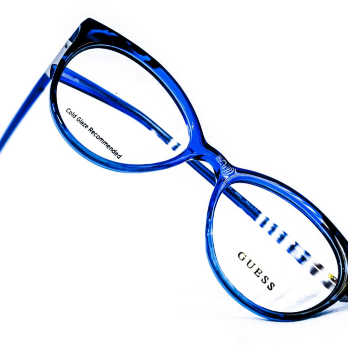 Monture Guess cerclée papillon femme – LUXE OPTIQUE Dakar Monture Guess cerclée papillon femme – LUXE OPTIQUE Dakar