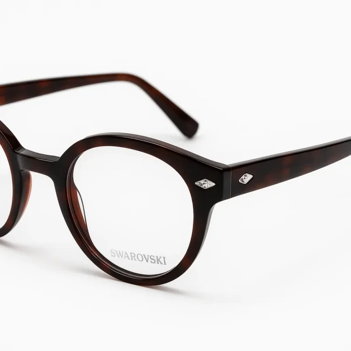 Monture Swarovski en plastique acétate élégante – Opticien Dakar VDN.webp Monture Swarovski en plastique acétate élégante – Opticien Dakar VDN.webp