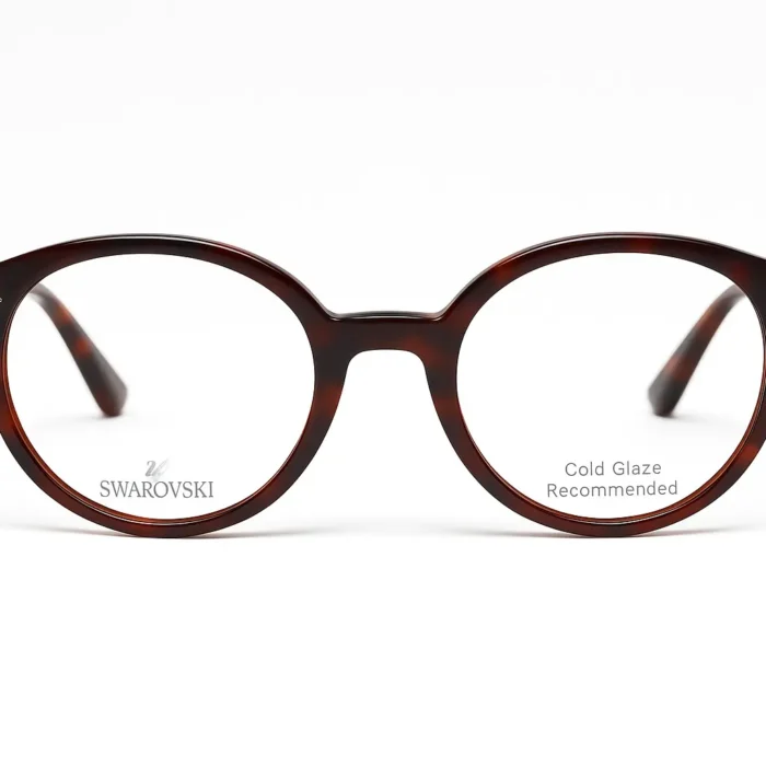 Lunettes Swarovski femme ovale – Luxe Optique Dakar.webp Lunettes Swarovski femme ovale – Luxe Optique Dakar.webp