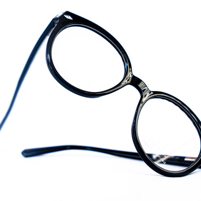 Monture Swarovski noire femme – LUXE OPTIQUE Dakar VDN Monture Swarovski noire femme – LUXE OPTIQUE Dakar VDN