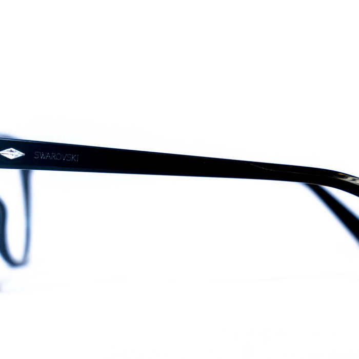 Monture Swarovski élégante femme – LUXE OPTIQUE après pont Fann Monture Swarovski élégante femme – LUXE OPTIQUE après pont Fann