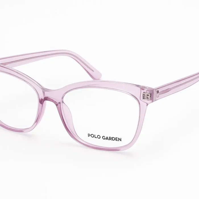 Lunettes femme forme papillon couleur mauve – Showroom Luxe Optique VDN.webp Lunettes femme forme papillon couleur mauve – Showroom Luxe Optique VDN.webp