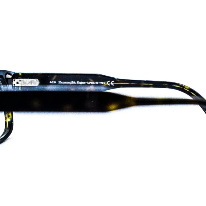 Monture de vue Ermenegildo Zegna raffinée – Showroom Luxe Optique Mermoz Monture de vue Ermenegildo Zegna raffinée – Showroom Luxe Optique Mermoz