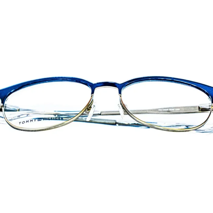 Lunette de vue Tommy Hilfiger design raffiné – Boutique Luxe Optique Dakar
