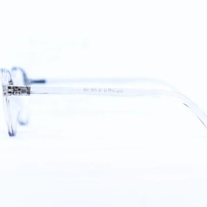 Vue latérale des lunettes Vivera pour fille | luxe optique VDN.webp Vue latérale des lunettes Vivera pour fille | luxe optique VDN.webp