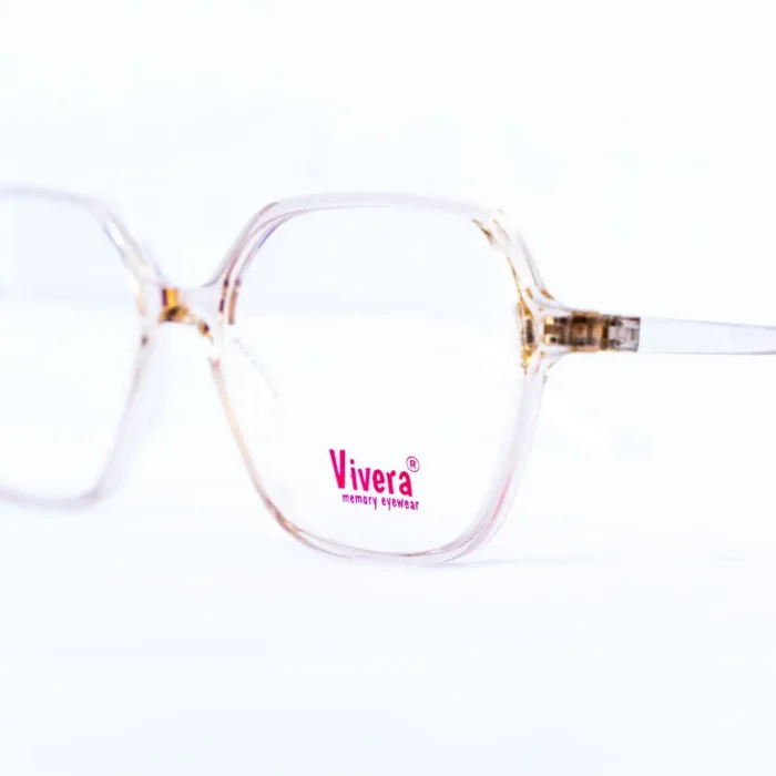 Monture carrée Vivera pour femme – design élégant | Opticien Dakar.webp Monture carrée Vivera pour femme – design élégant | Opticien Dakar.webp