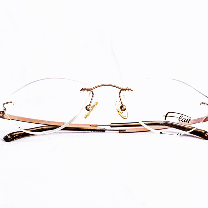 Lunette Flair femme ovale – Luxe Optique Dakar Lunette Flair femme ovale – Luxe Optique Dakar
