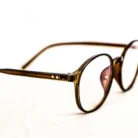 Monture ovale chic pour homme – luxe optique dakar