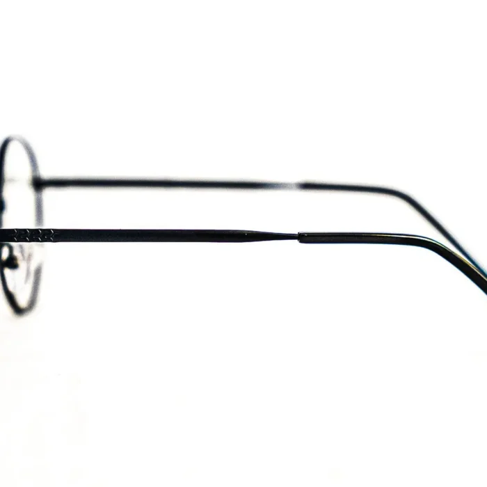 Profil latéral monture fine et chic-luxe optique Profil latéral monture fine et chic-luxe optique